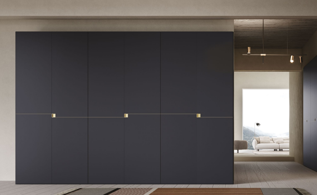 Custom closet by 7Haus