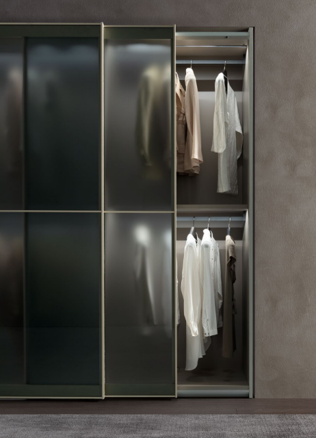 Sliding Door Wardrobe by 7Haus